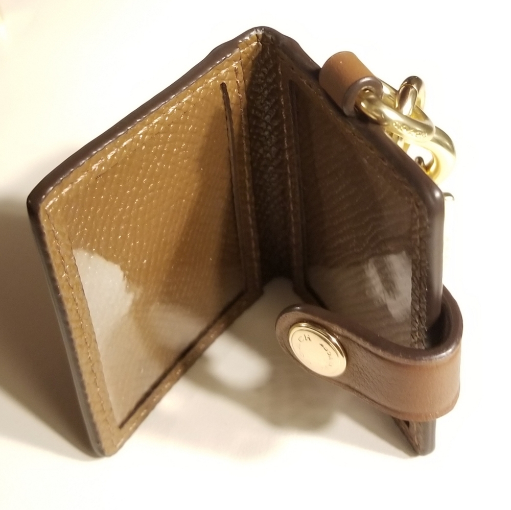 Coach Photo Key Chain - Picture 2 of 4